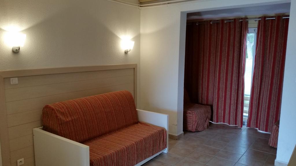 Goelia Le Mas Blanc Aparthotel Pérols Szoba fotó
